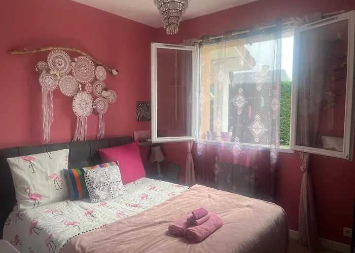 Ello Happiness Home Place To Be In Pau