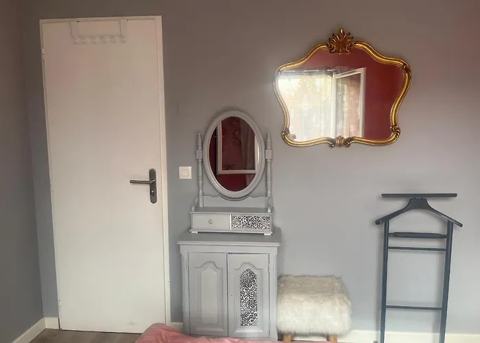 Maison proche université et centre ville, jardin 580m2